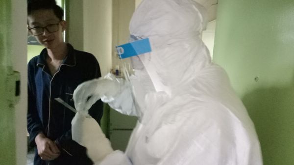 7。。。。。.jpg