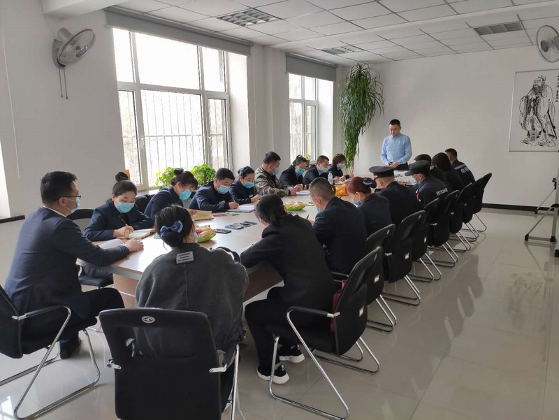 1。。。。。.jpg