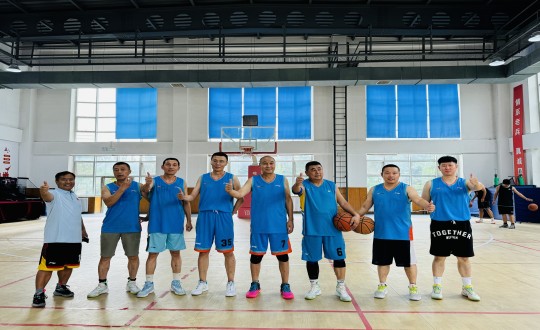 3.9001cc金沙以诚为本南山篮球社群受邀加入外部篮球对抗赛_副本.jpg